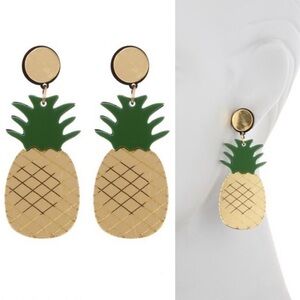 AREA STARS Pineapple Earrings